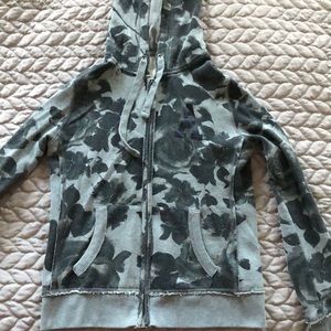 Black rose sweatshirt